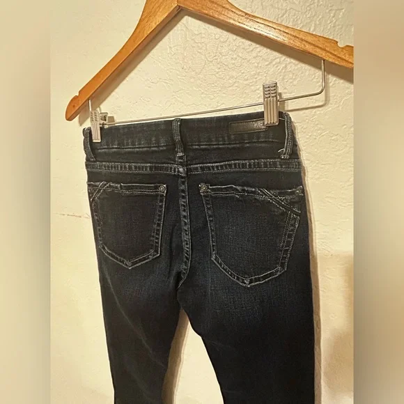 🚀Buckle Black Women’s Dark Indigo tailored Boot Cut Jeans 26X34 GUC - Picture 3 of 12